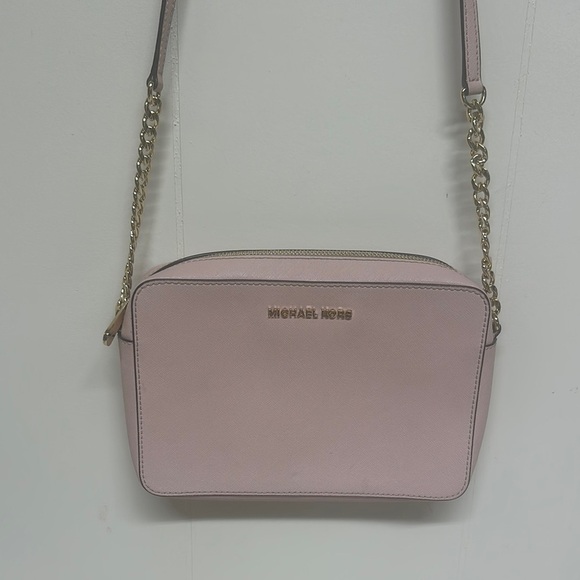 Michael Kors Pink Crossbody Bag with Structured Design - Picture 1 of 16